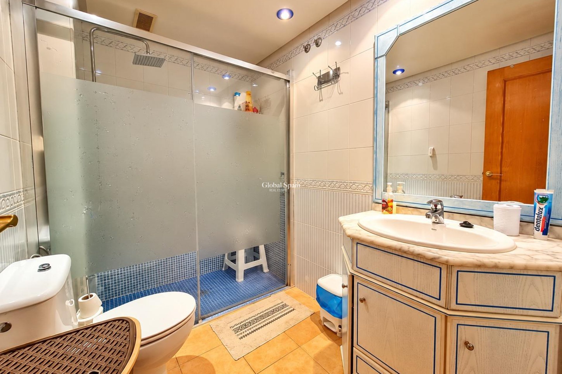 Venta - APARTAMENTO -
TORREVIEJA - Torreblanca