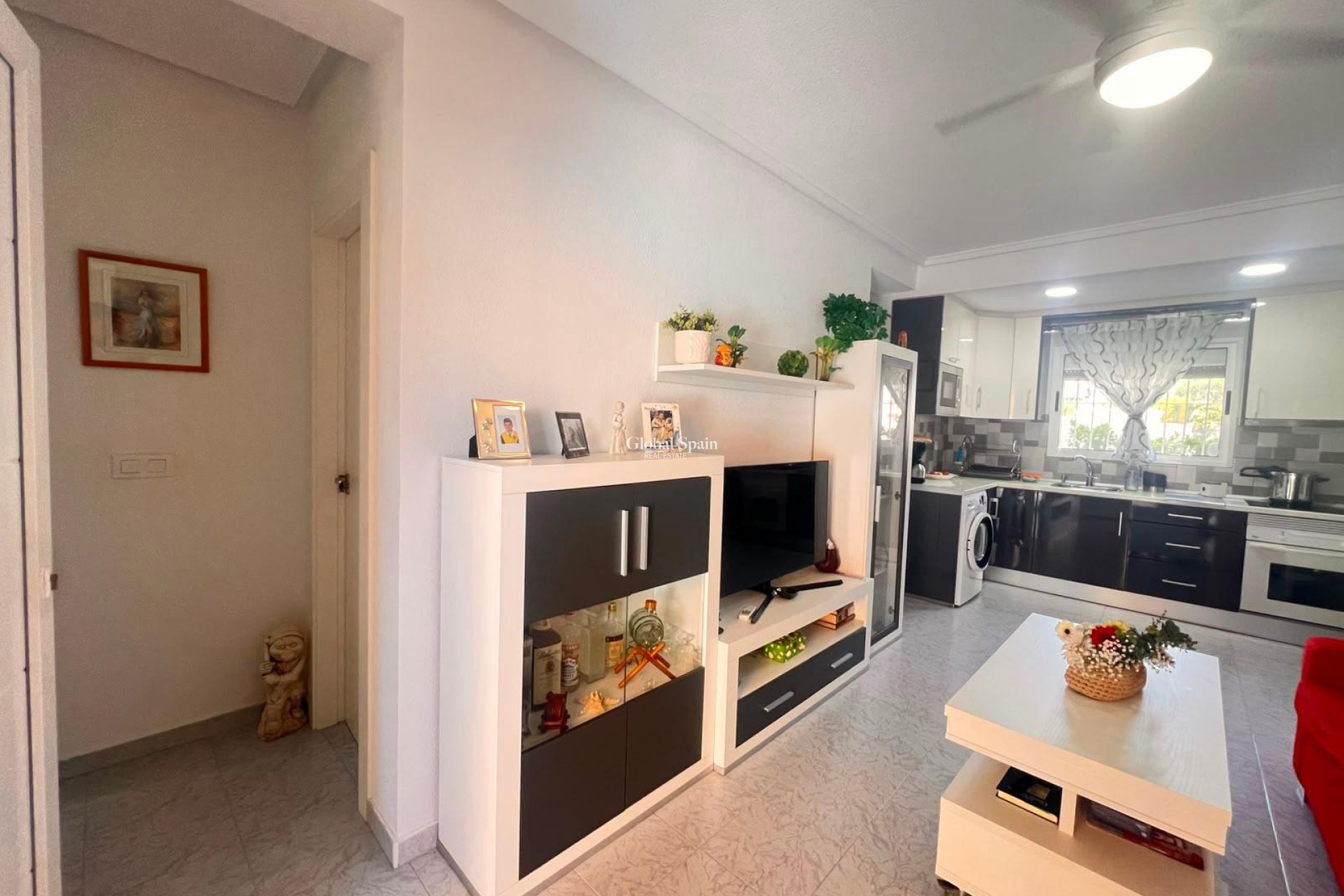 Venta - APARTAMENTO -
TORREVIEJA - Torrejón