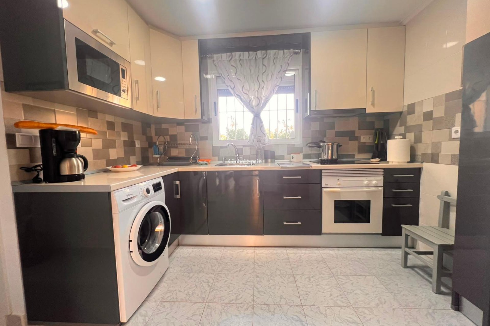 Venta - APARTAMENTO -
TORREVIEJA - Torrejón