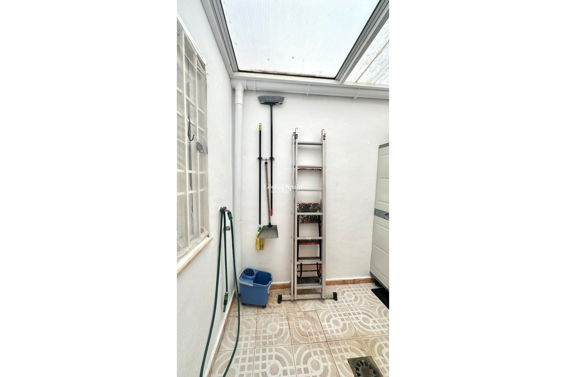 Venta - APARTAMENTO -
TORREVIEJA - Torretas