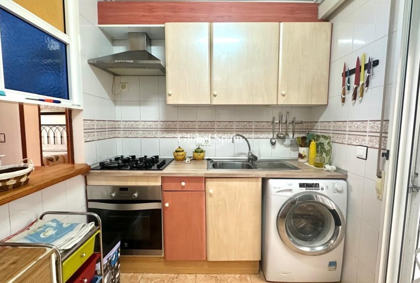 Venta - APARTAMENTO -
TORREVIEJA - Torretas