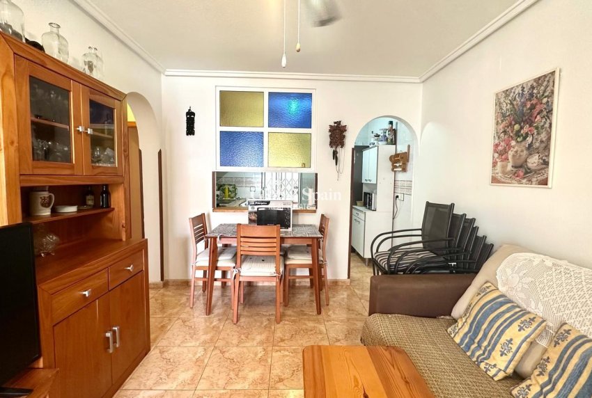 Venta - APARTAMENTO -
TORREVIEJA - Torretas