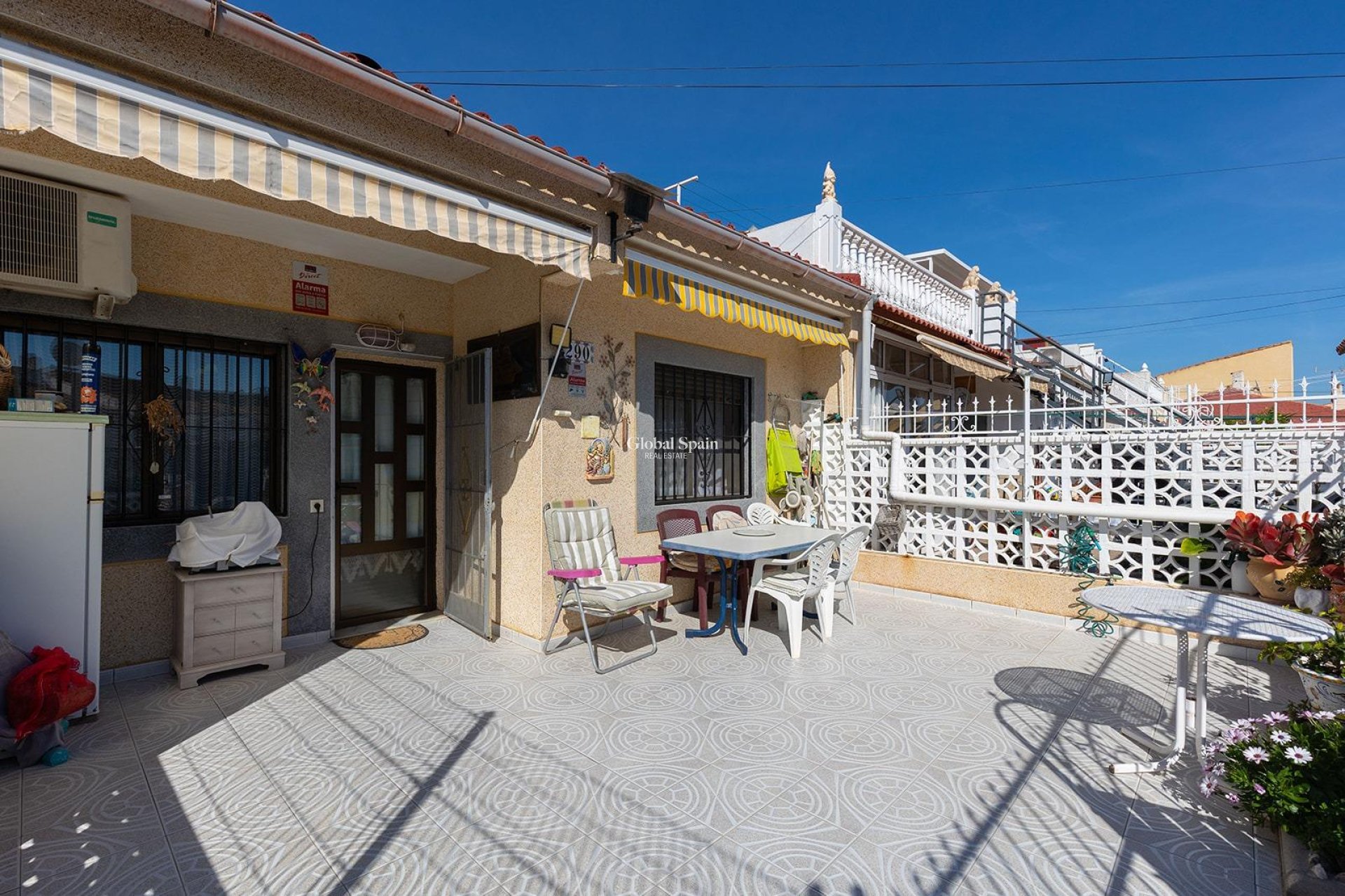 Venta - APARTAMENTO -
TORREVIEJA - Torretas
