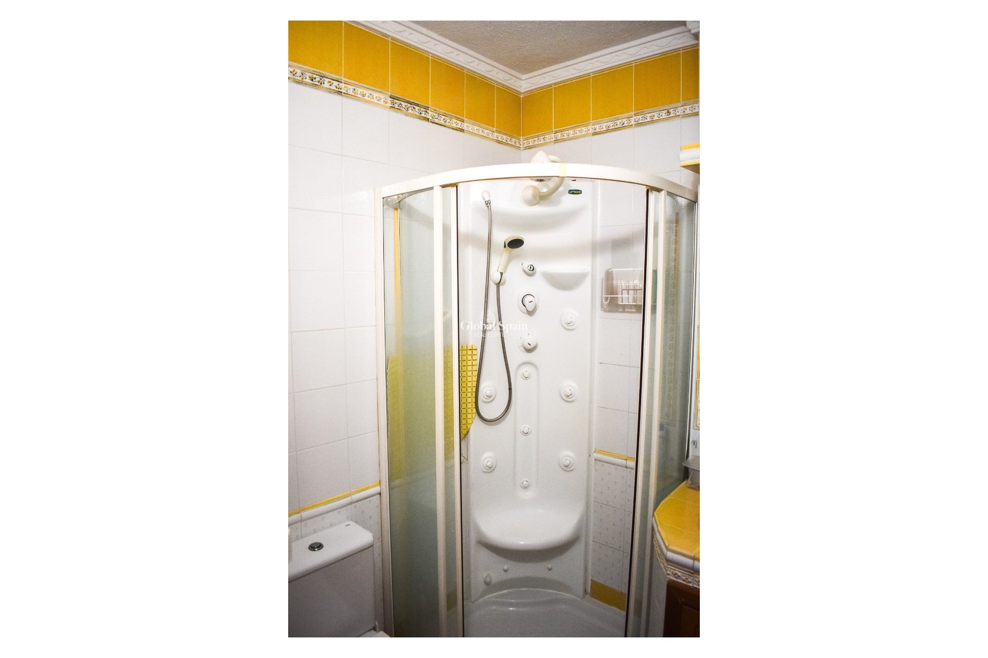 Venta - APARTAMENTO -
TORREVIEJA - Torrevieja Centro