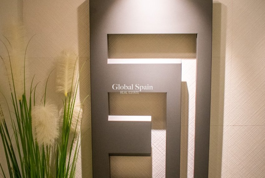 Venta - APARTAMENTO -
TORREVIEJA - Torrevieja Centro