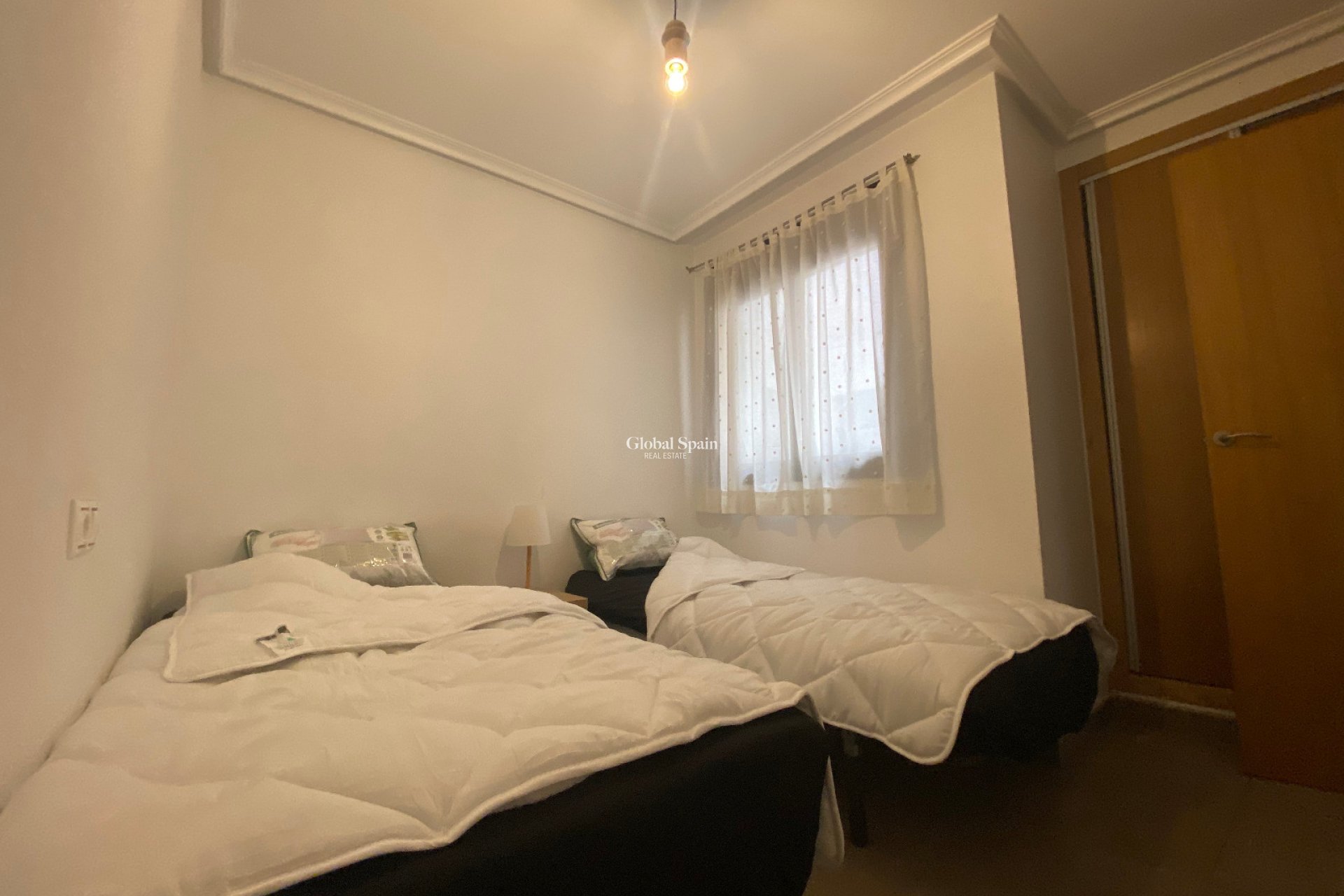 Venta - Apartamento -
TORREVIEJA - Torrevieja Centro