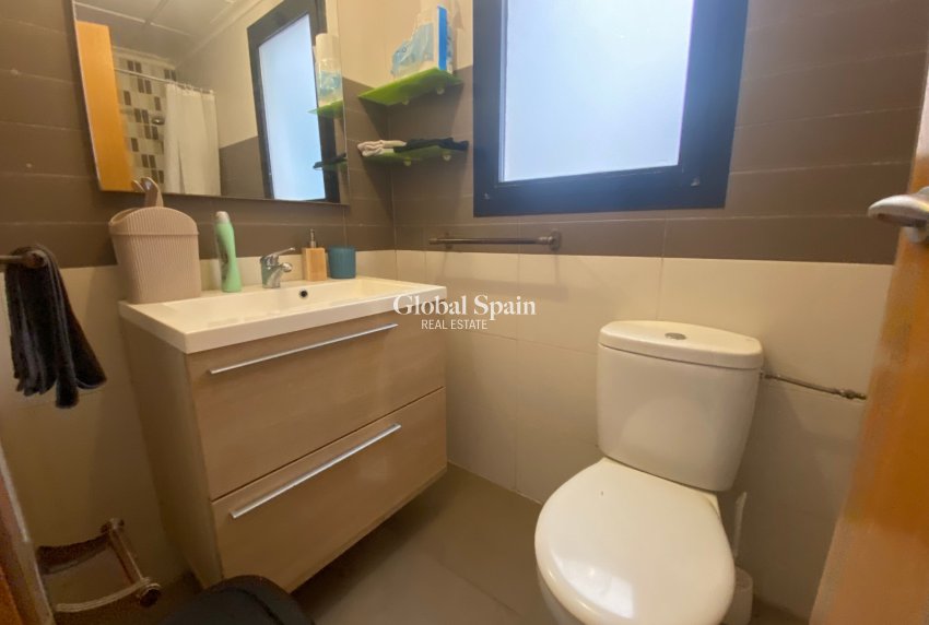 Venta - Apartamento -
TORREVIEJA - Torrevieja Centro