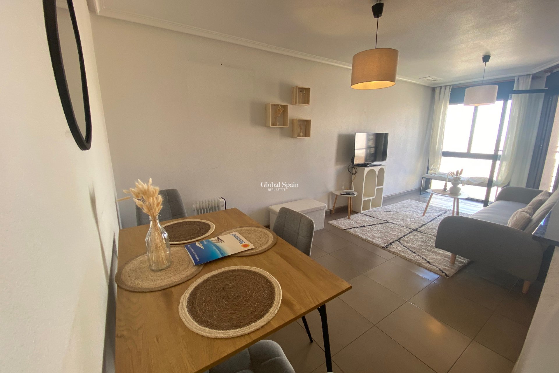 Venta - Apartamento -
TORREVIEJA - Torrevieja Centro