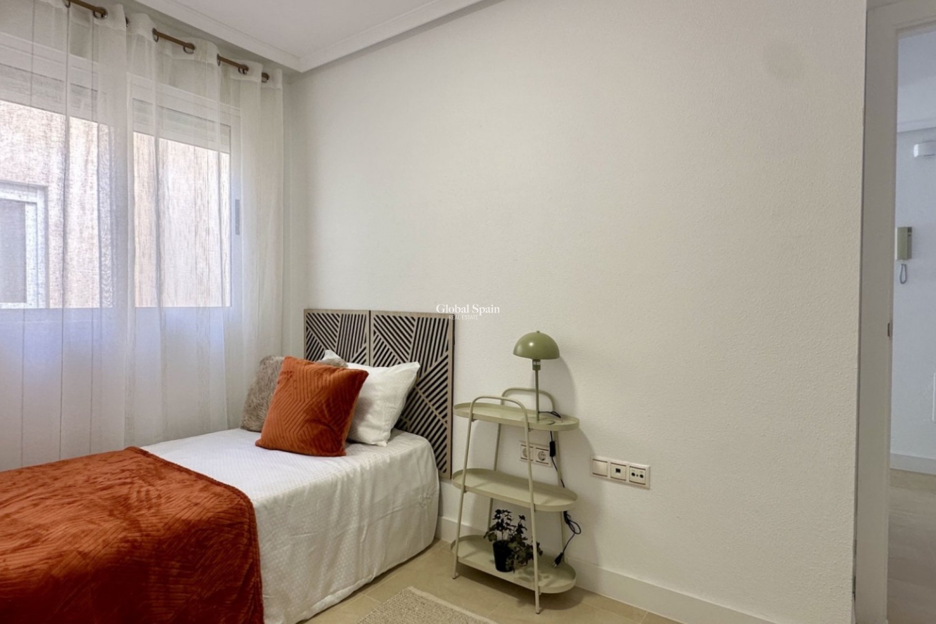 Venta - APARTAMENTO -
TORREVIEJA - Torrevieja