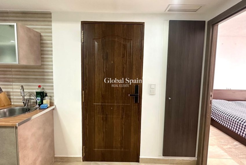 Venta - APARTAMENTO -
TORREVIEJA - Torrevieja