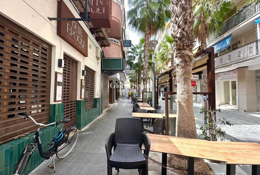 Venta - APARTAMENTO -
TORREVIEJA - Torrevieja