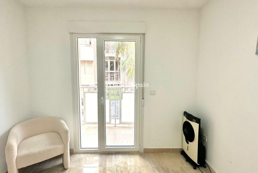 Venta - APARTAMENTO -
TORREVIEJA - Torrevieja