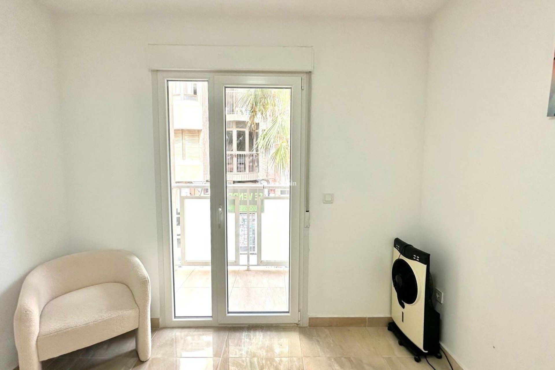 Venta - APARTAMENTO -
TORREVIEJA - Torrevieja