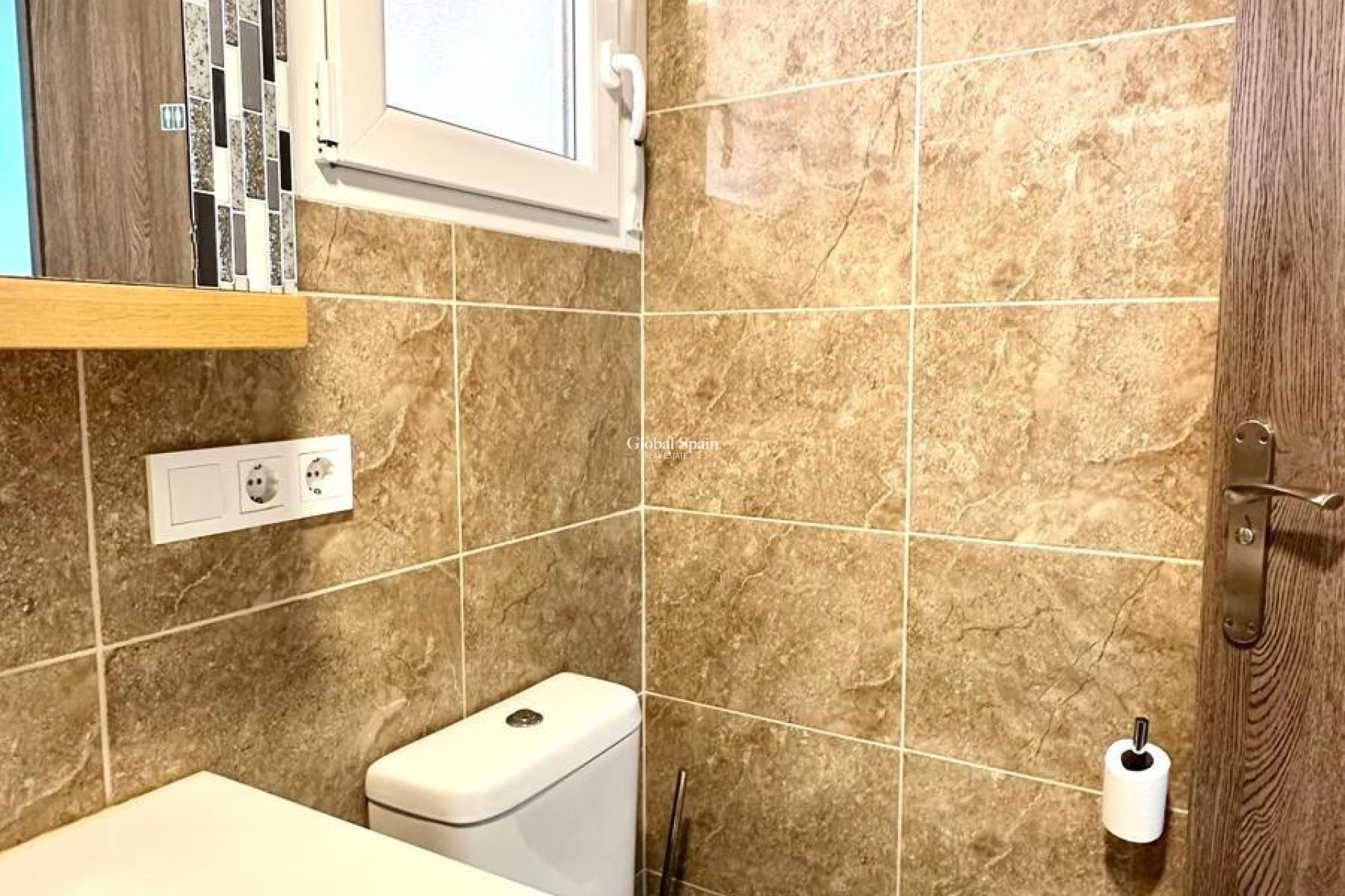 Venta - APARTAMENTO -
TORREVIEJA - Torrevieja