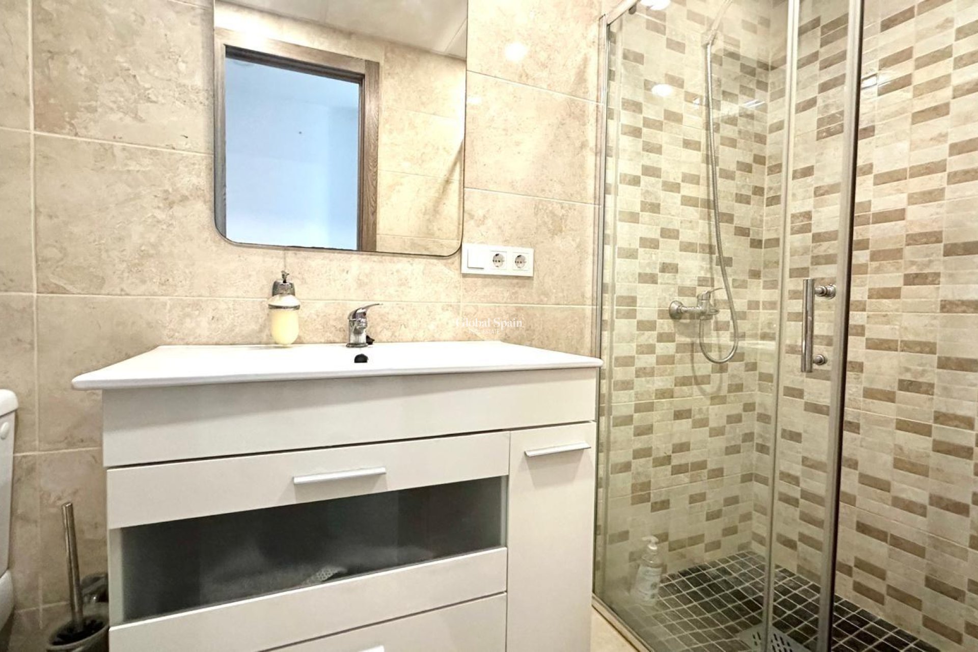 Venta - APARTAMENTO -
TORREVIEJA - Torrevieja