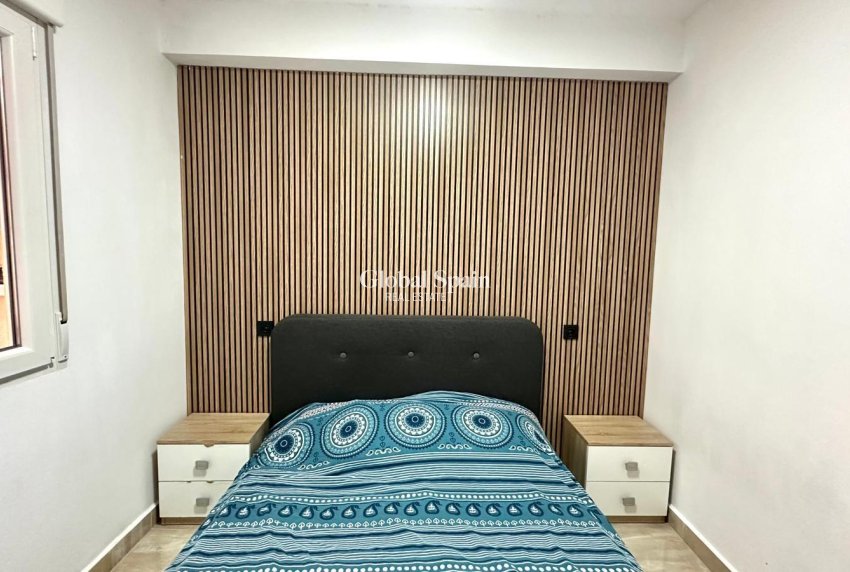 Venta - APARTAMENTO -
TORREVIEJA - Torrevieja
