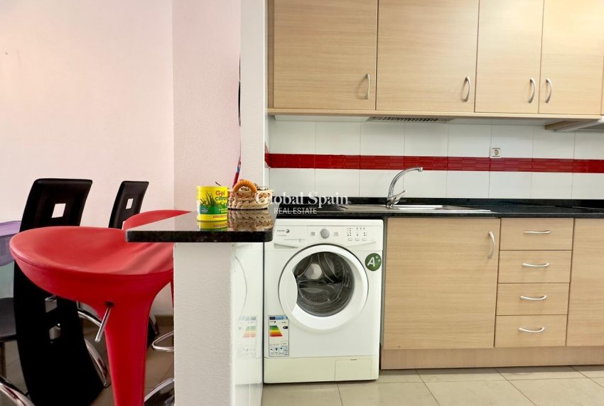 Venta - APARTAMENTO -
TORREVIEJA - Torrevieja