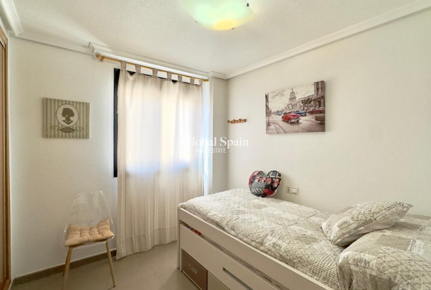 Venta - APARTAMENTO -
TORREVIEJA - Torrevieja