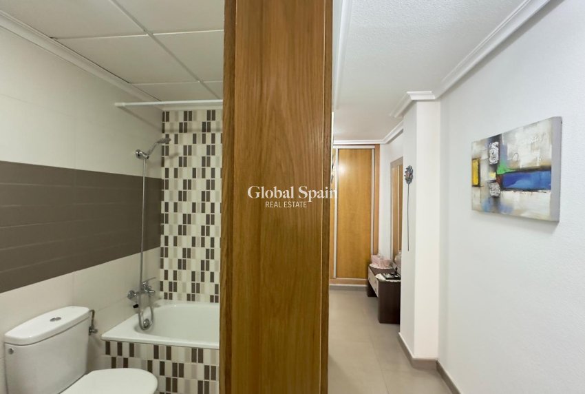 Venta - APARTAMENTO -
TORREVIEJA - Torrevieja