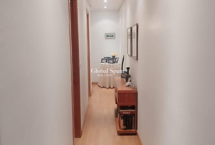 Venta - APARTAMENTO -
TORREVIEJA - Torrevieja