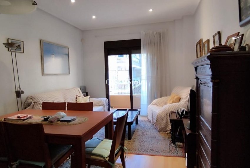 Venta - APARTAMENTO -
TORREVIEJA - Torrevieja