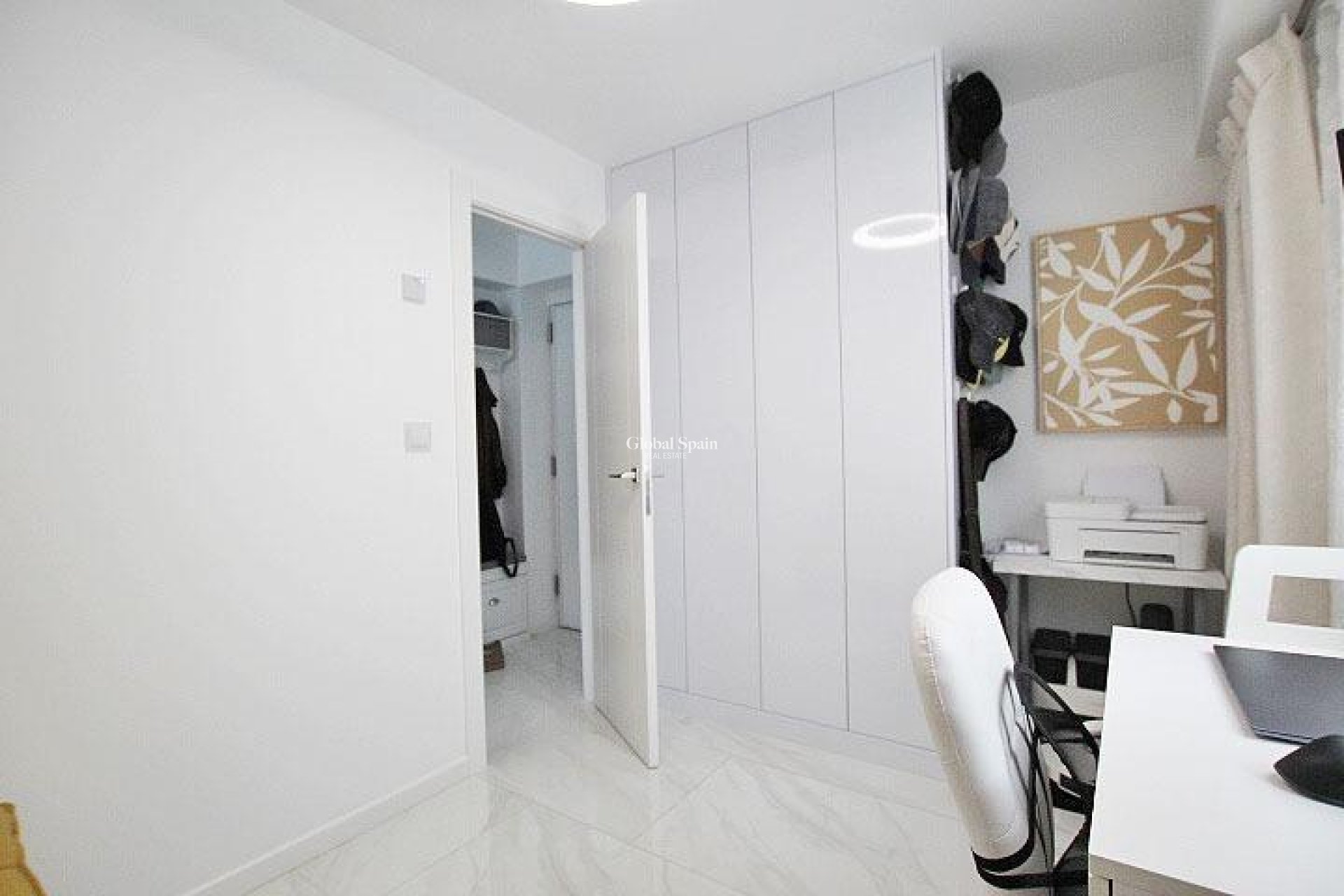 Venta - APARTAMENTO -
TORREVIEJA - Torrevieja