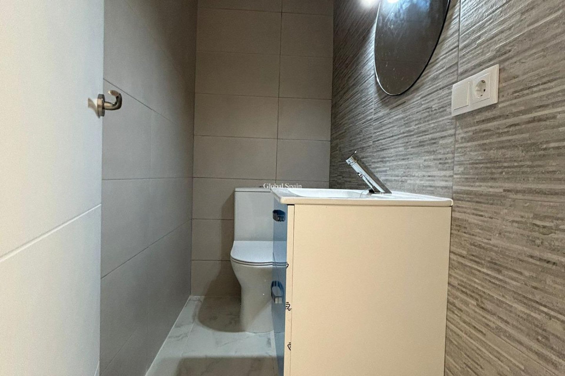 Venta - APARTAMENTO -
TORREVIEJA - Torrevieja