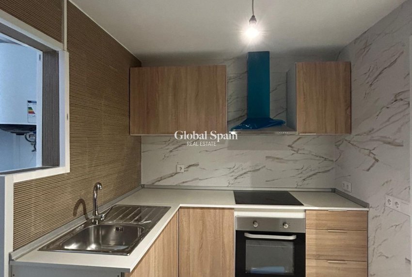 Venta - APARTAMENTO -
TORREVIEJA - Torrevieja