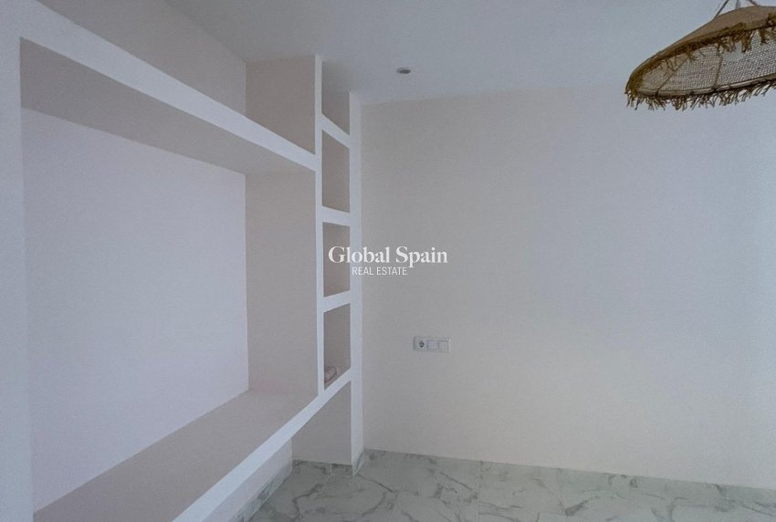 Venta - APARTAMENTO -
TORREVIEJA - Torrevieja