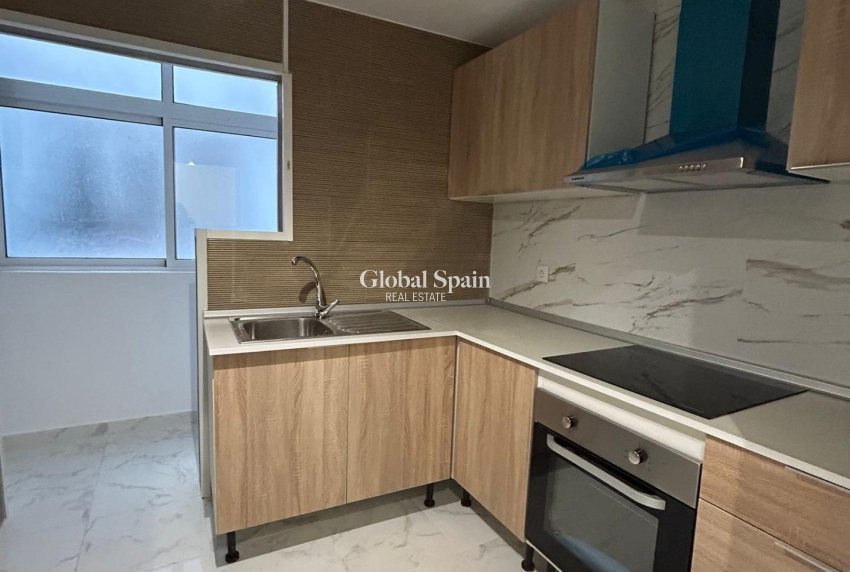 Venta - APARTAMENTO -
TORREVIEJA - Torrevieja