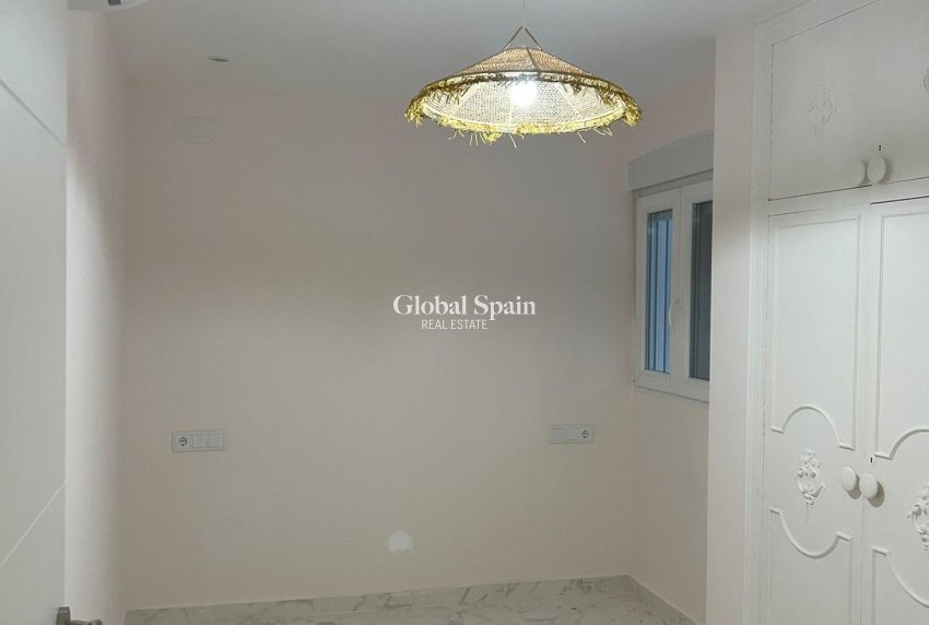 Venta - APARTAMENTO -
TORREVIEJA - Torrevieja