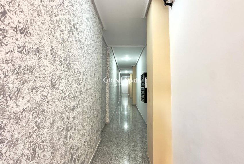 Venta - APARTAMENTO -
TORREVIEJA - Torrevieja
