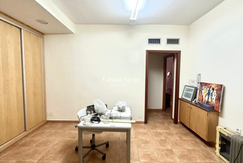 Venta - APARTAMENTO -
TORREVIEJA - Torrevieja