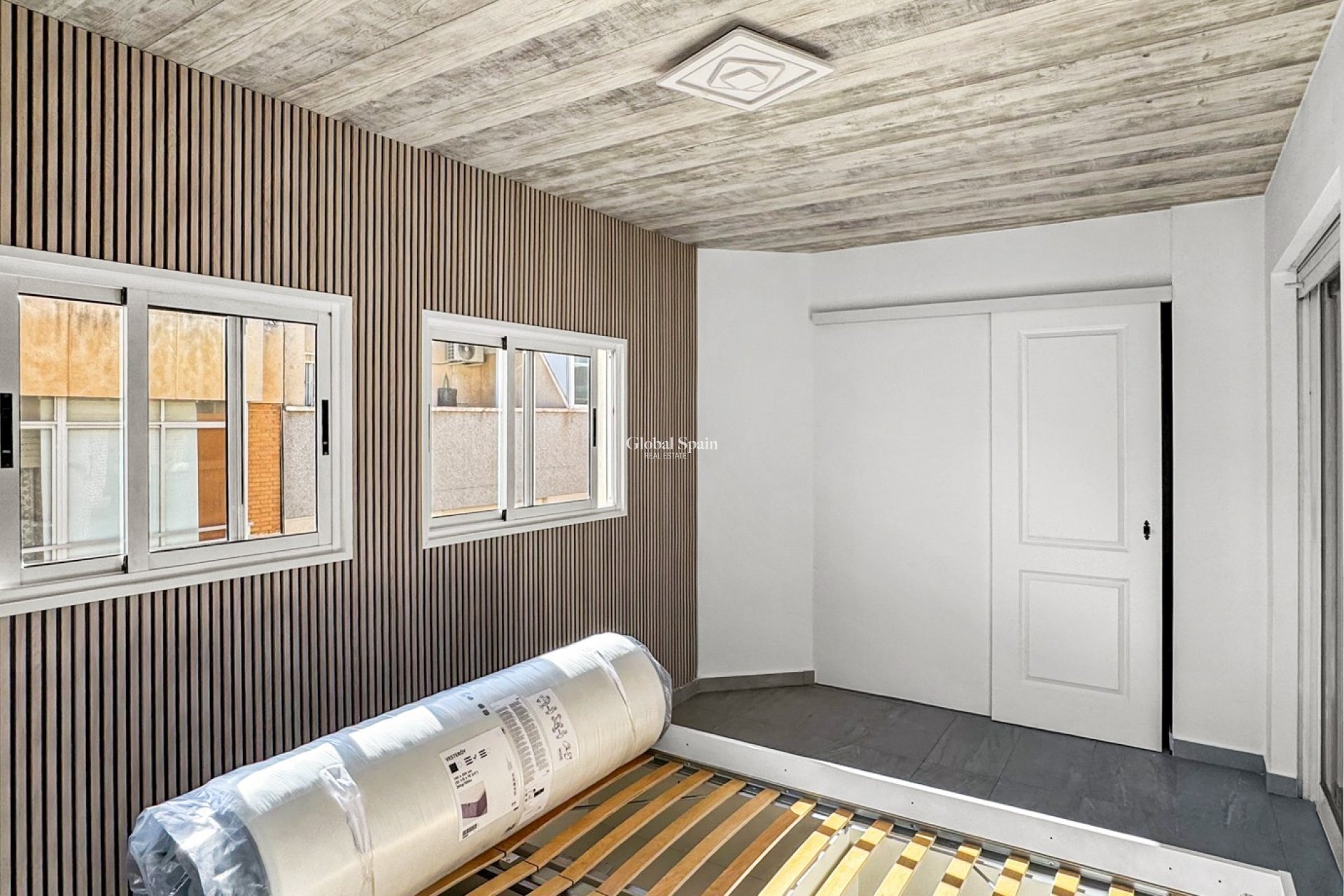 Venta - APARTAMENTO -
TORREVIEJA - Torrevieja
