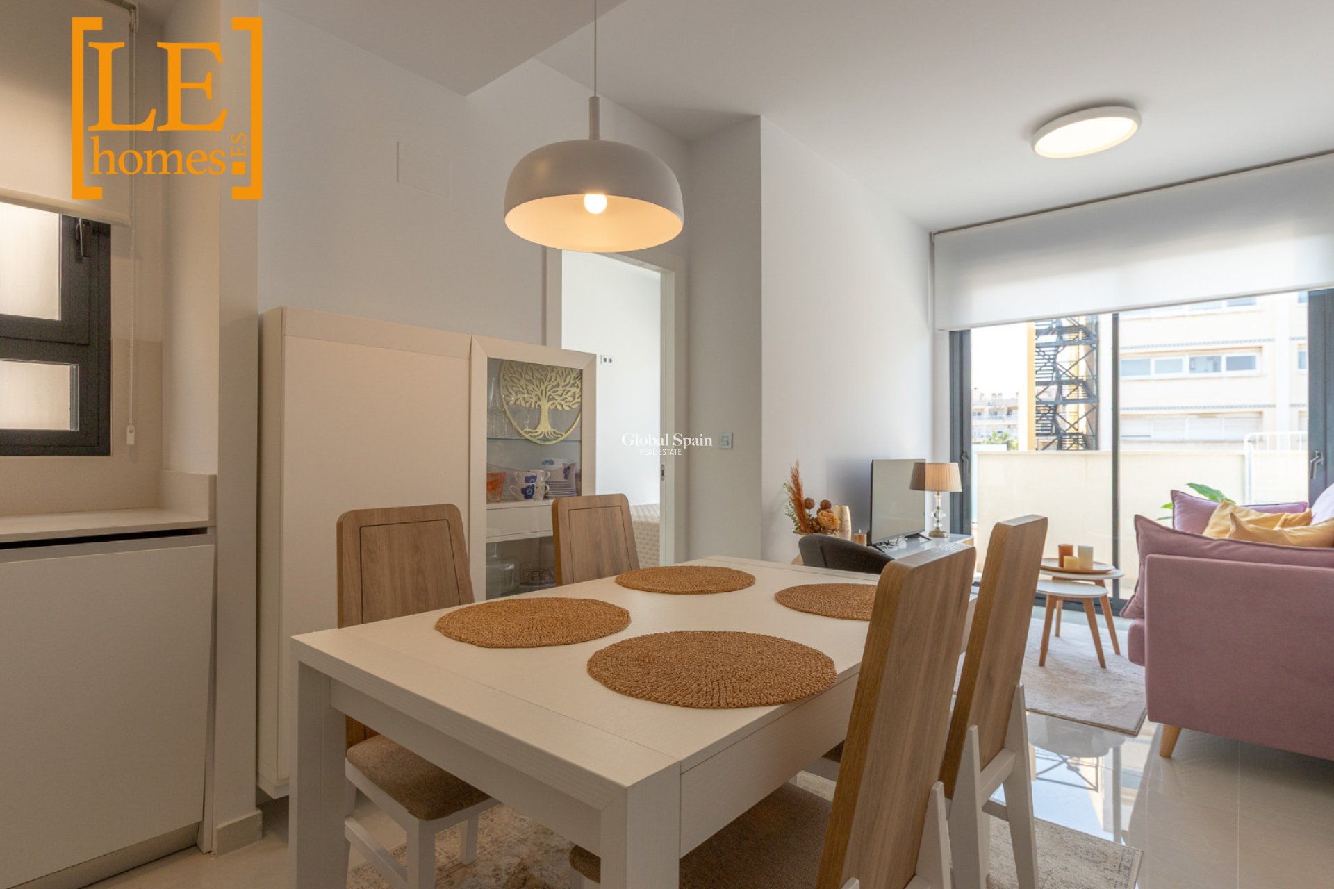 Venta - APARTAMENTO -
TORREVIEJA - Torrevieja