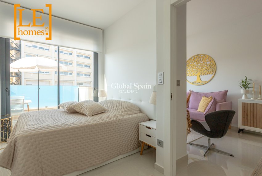 Venta - APARTAMENTO -
TORREVIEJA - Torrevieja