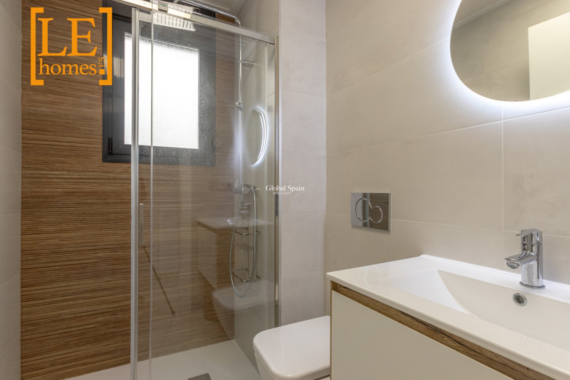 Venta - APARTAMENTO -
TORREVIEJA - Torrevieja