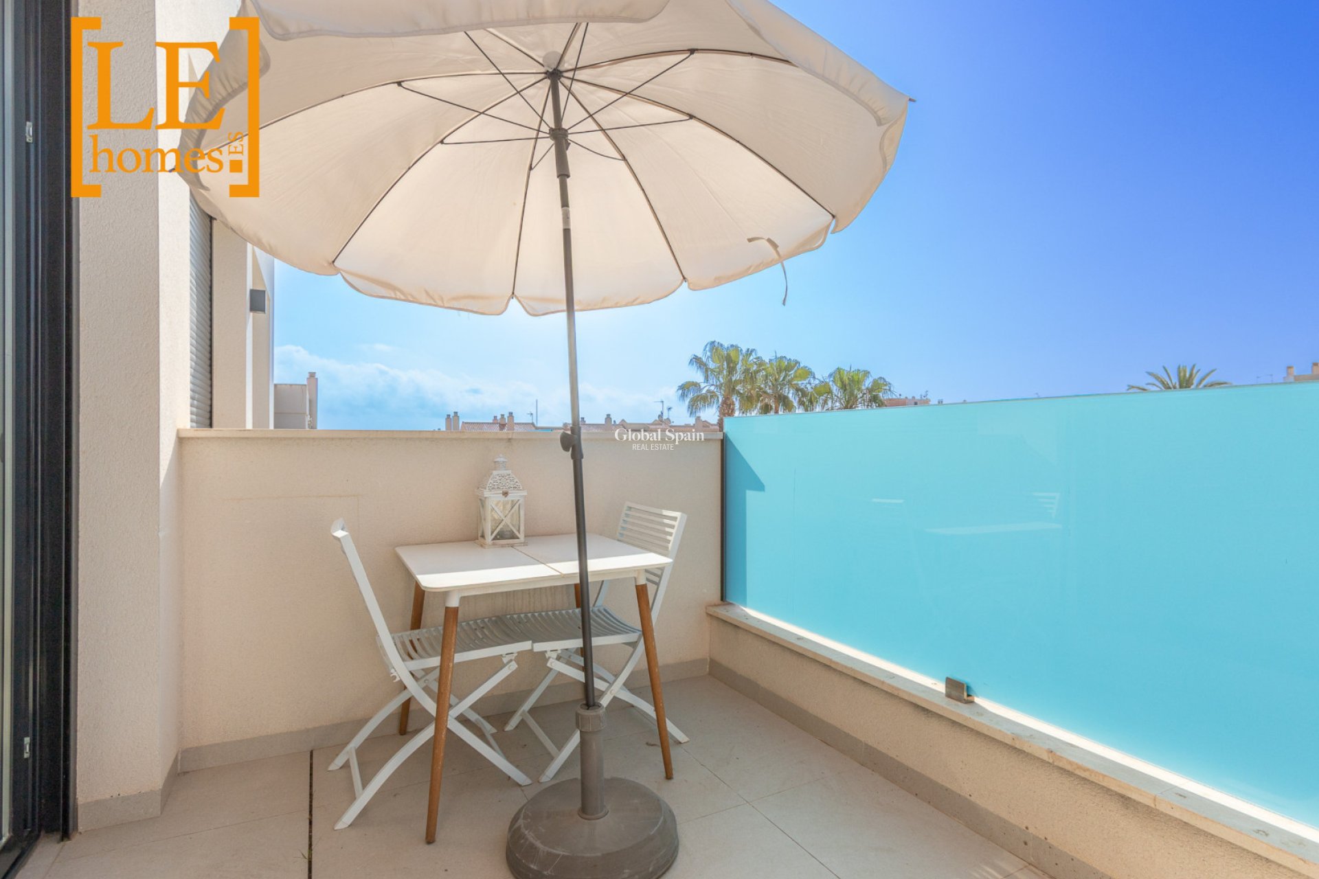 Venta - APARTAMENTO -
TORREVIEJA - Torrevieja