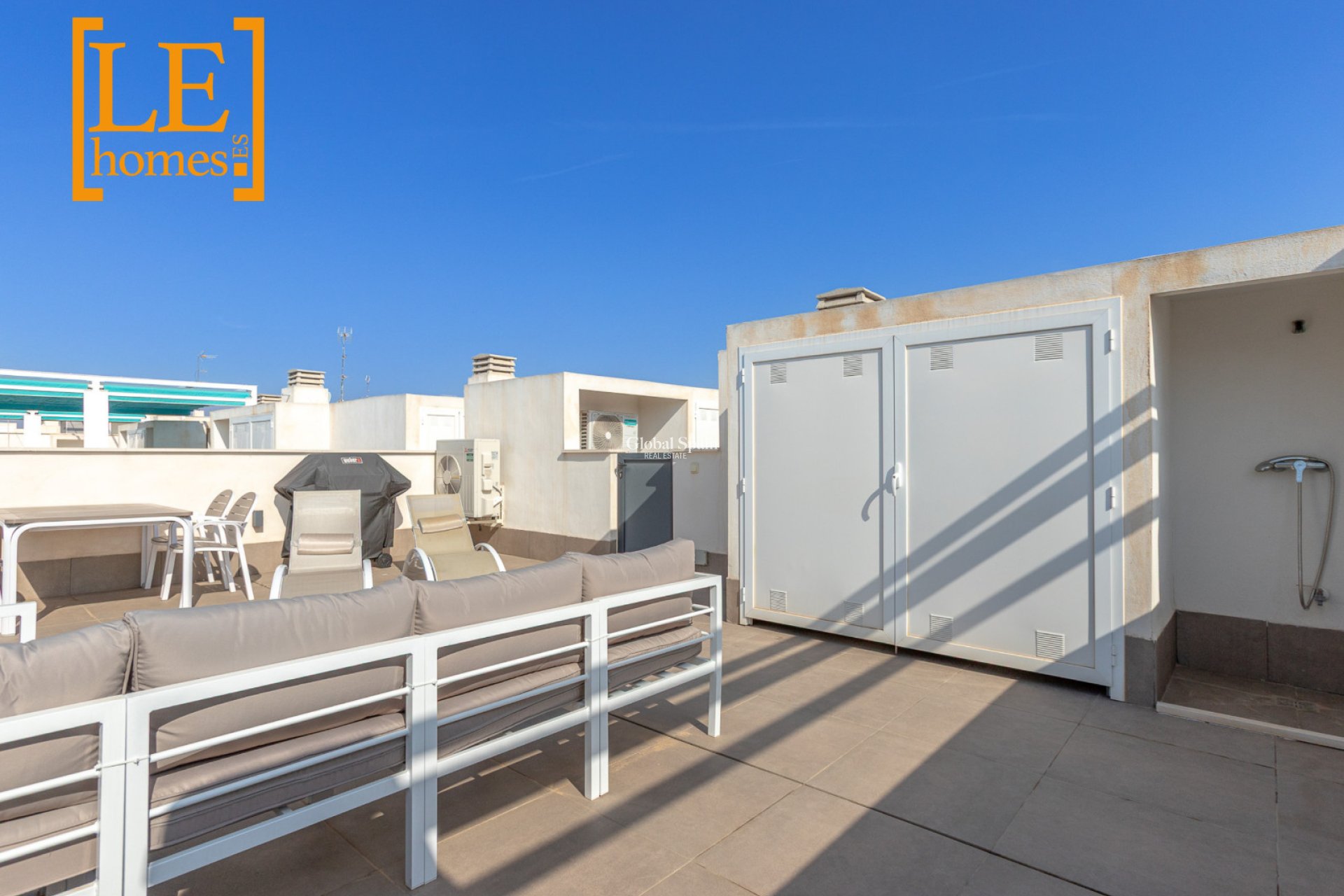 Venta - APARTAMENTO -
TORREVIEJA - Torrevieja