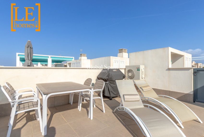 Venta - APARTAMENTO -
TORREVIEJA - Torrevieja