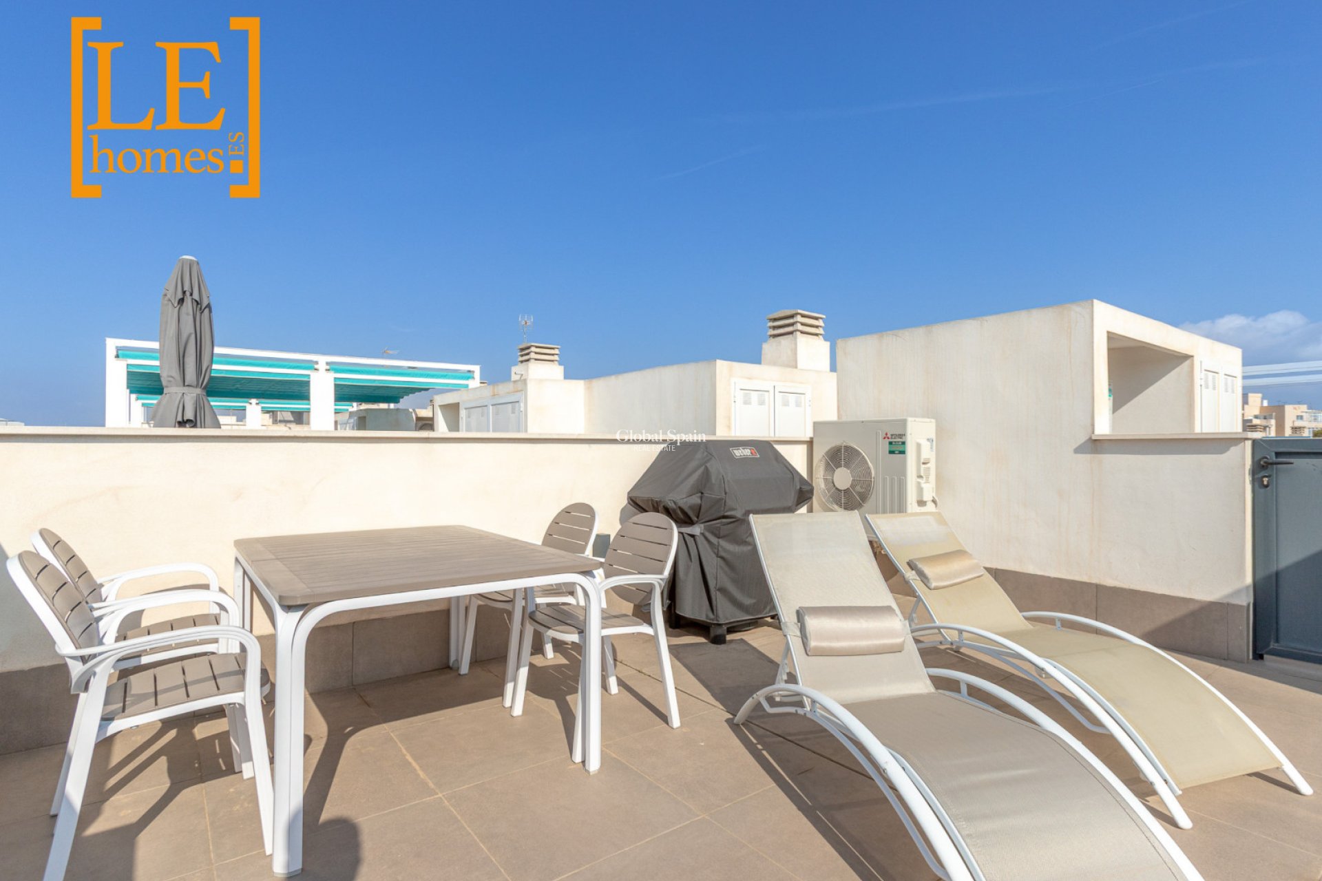 Venta - APARTAMENTO -
TORREVIEJA - Torrevieja