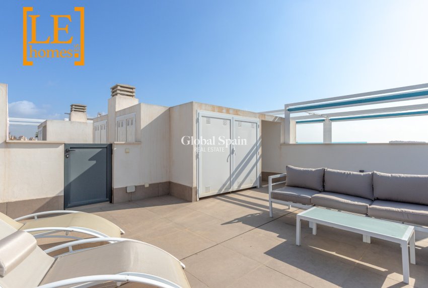 Venta - APARTAMENTO -
TORREVIEJA - Torrevieja