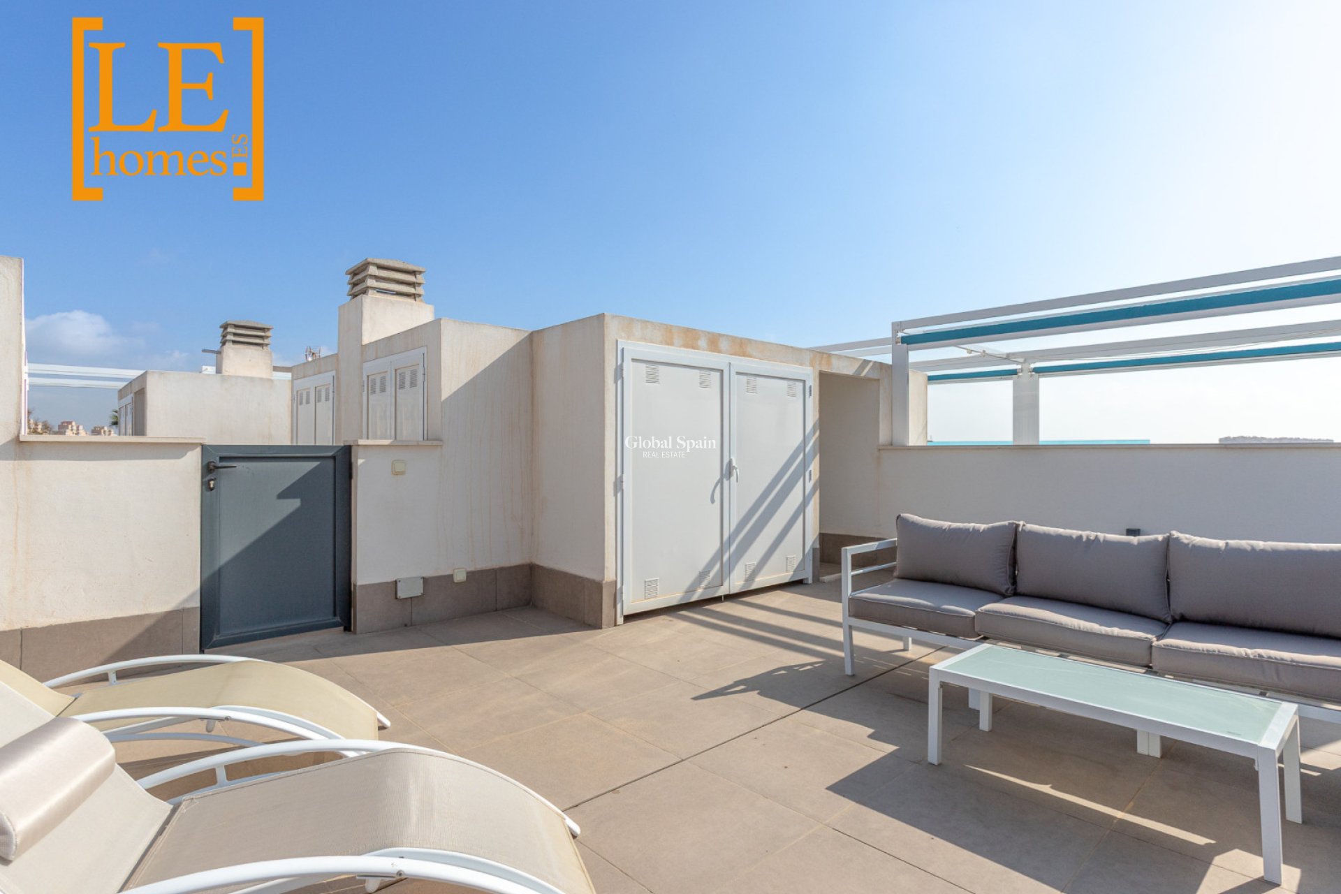Venta - APARTAMENTO -
TORREVIEJA - Torrevieja