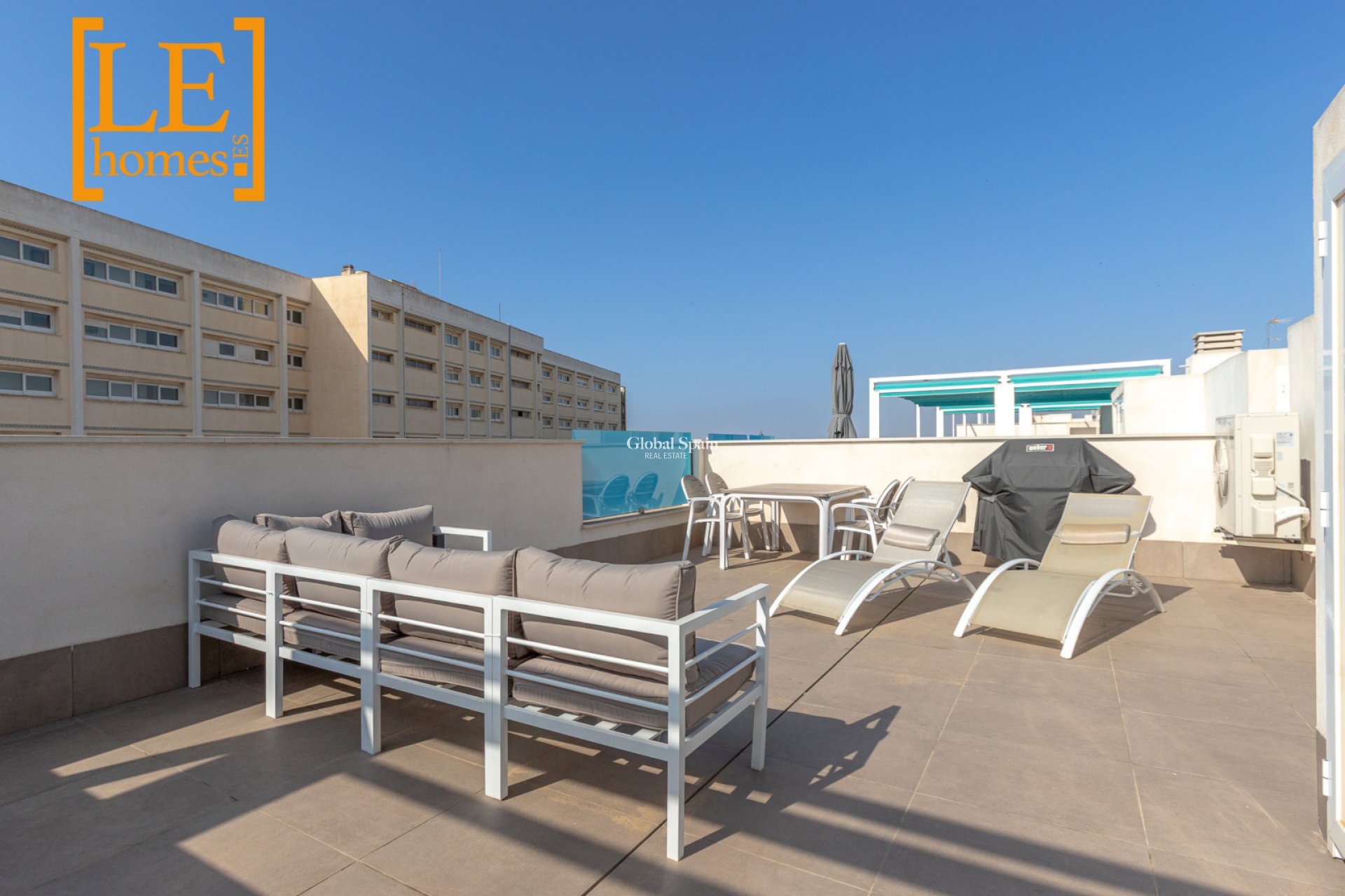Venta - APARTAMENTO -
TORREVIEJA - Torrevieja