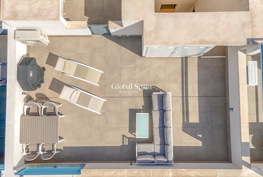 Venta - APARTAMENTO -
TORREVIEJA - Torrevieja