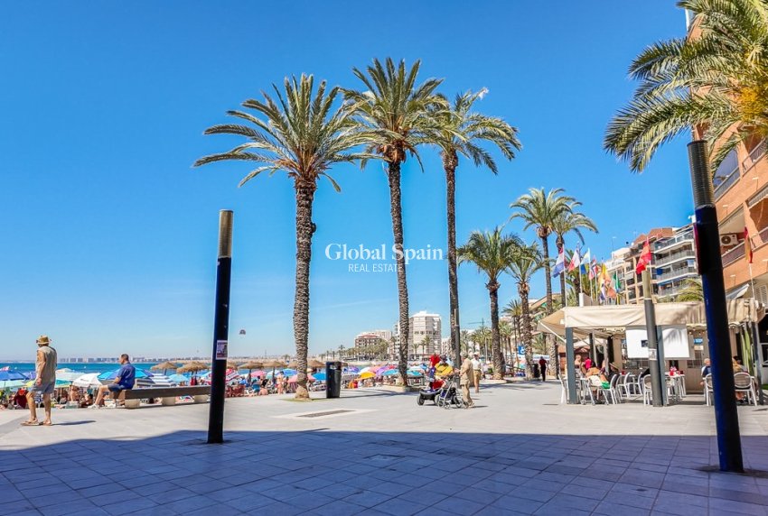 Venta - APARTAMENTO -
TORREVIEJA - Torrevieja