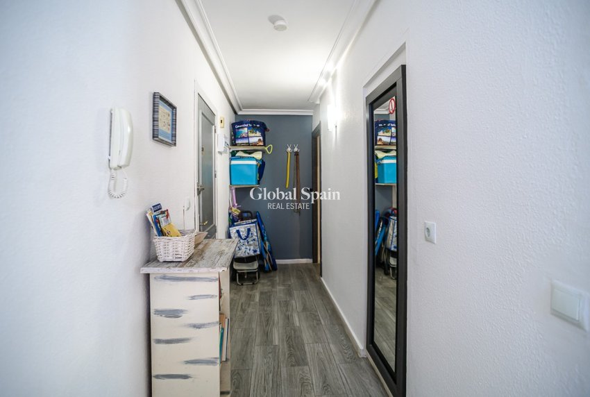 Venta - APARTAMENTO -
TORREVIEJA - Torrevieja