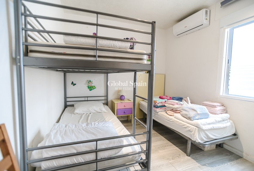 Venta - APARTAMENTO -
TORREVIEJA - Torrevieja