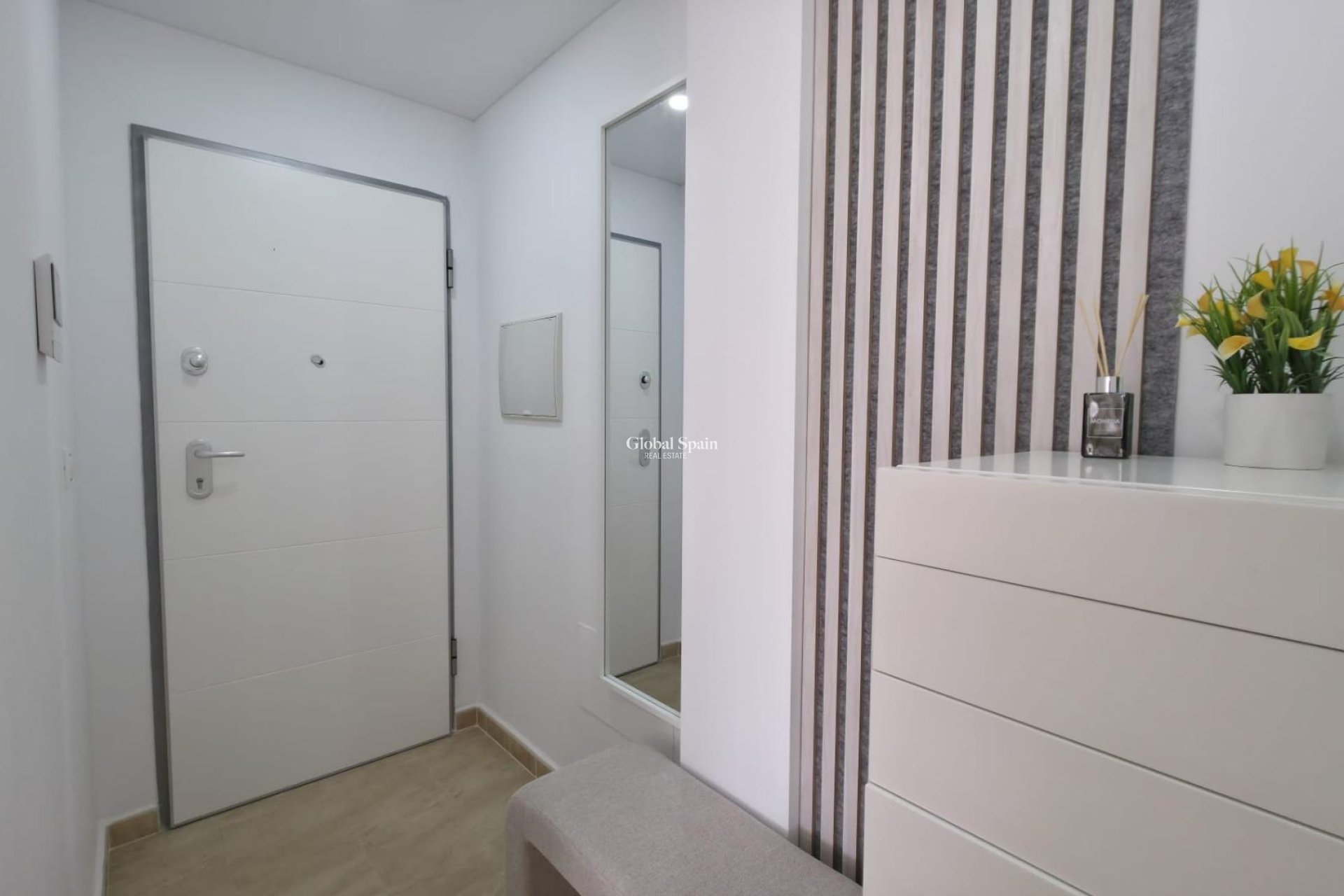 Venta - APARTAMENTO -
TORREVIEJA - Torrevieja