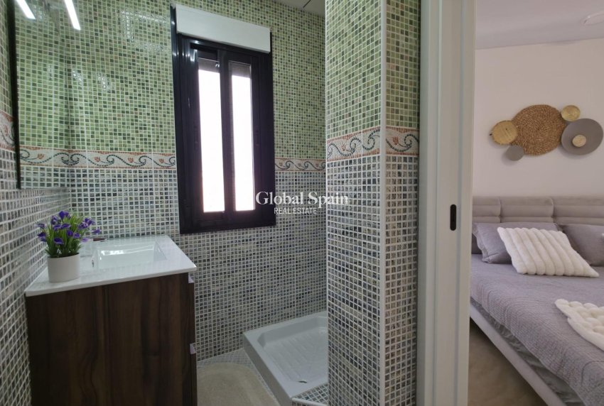 Venta - APARTAMENTO -
TORREVIEJA - Torrevieja